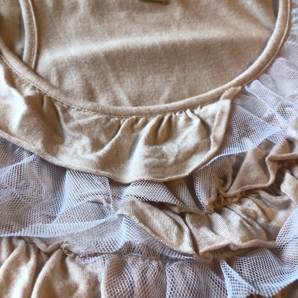 ❤️ Down East Basics Ruffle Tank Top ❤️ - Picture 3 of 4